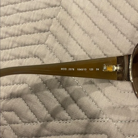 Versace Black and Brown Sunglasses - Picture 5 of 7